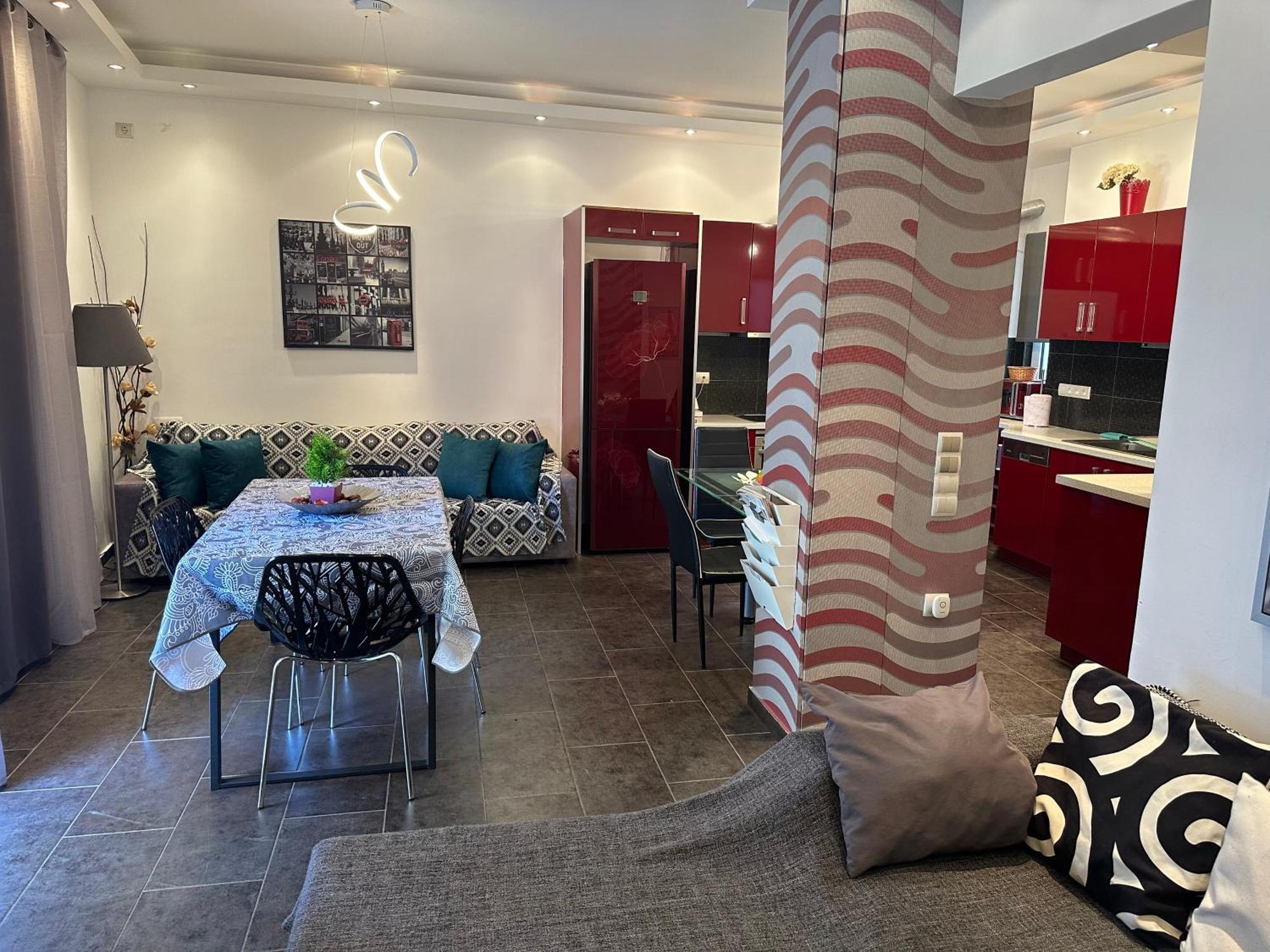 דירות אתונה Renovated Flat With Acropolis View מראה חיצוני תמונה